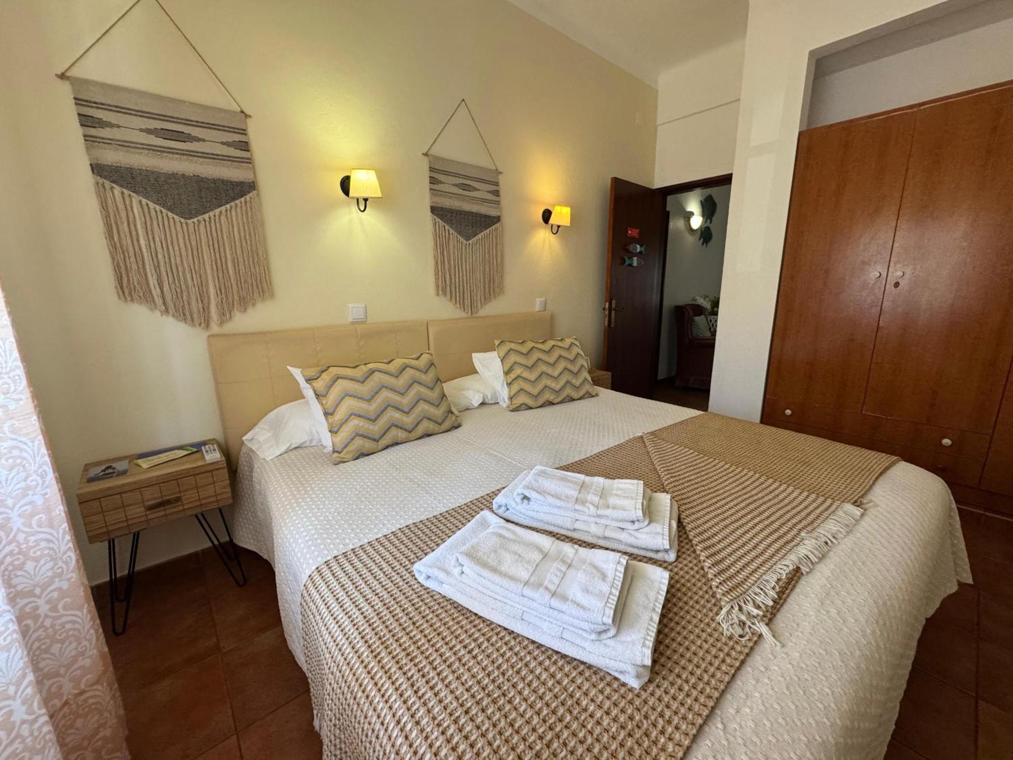 Quartos Abelha Porto Covo Exterior foto